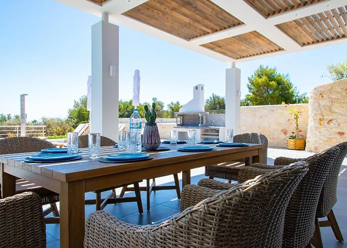 Despina - Marathia View Private Luxury Marathiás